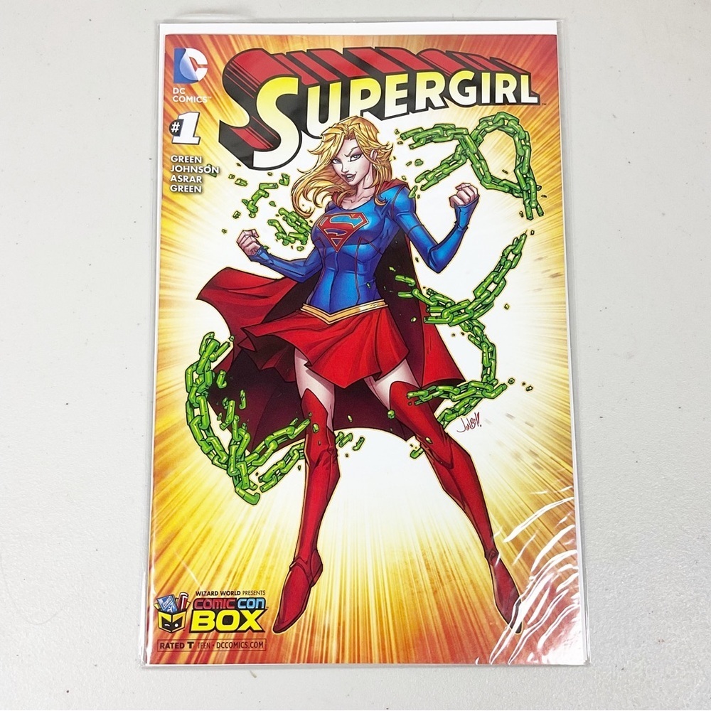 Supergirl #1 Comic (Comic Con Box Regular Cover) New
